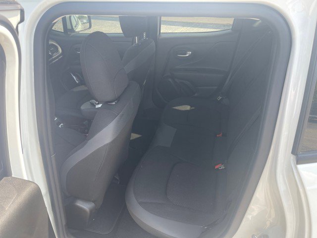 Used 2020 Jeep Renegade Altitude image 12