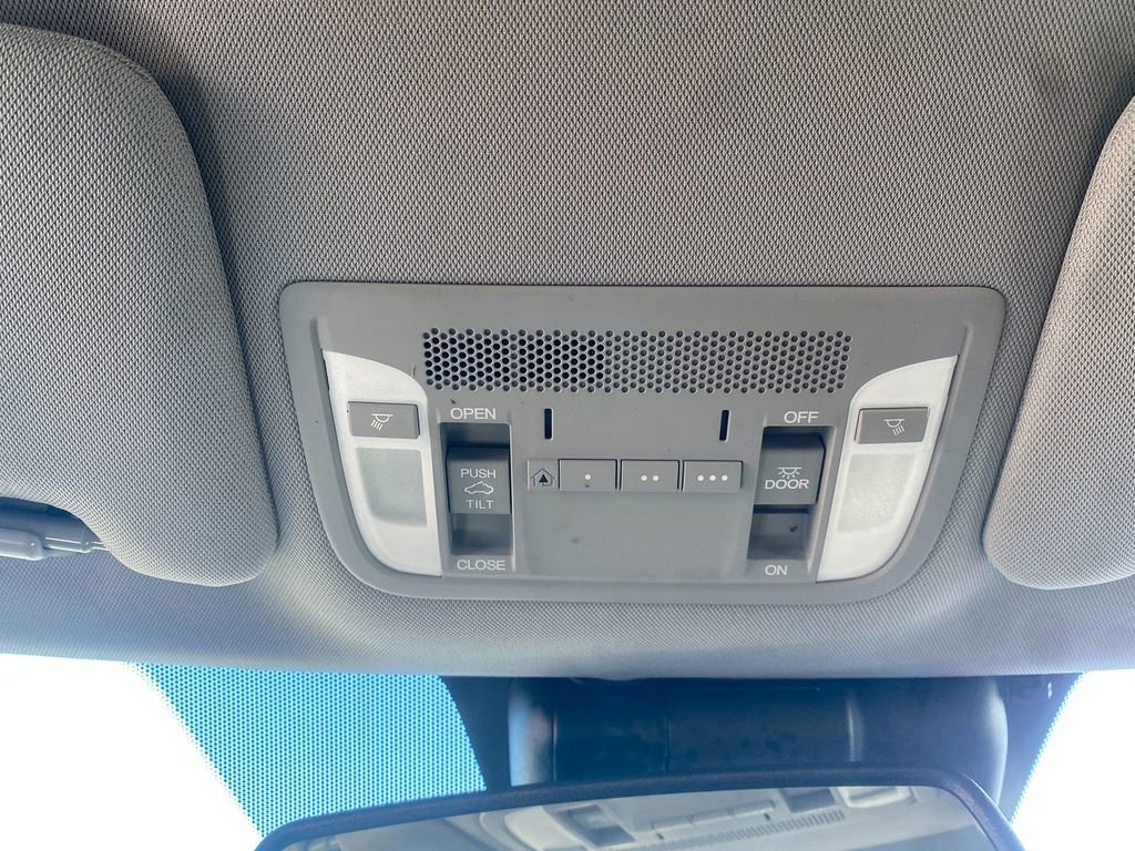 Used 2019 Acura ILX w/ Technology Package image 23