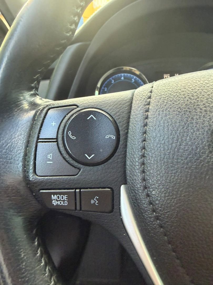 Used 2019 Toyota Corolla SE FWD image 21