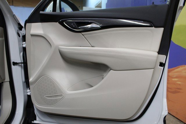 Used 2023 Buick Envision Preferred image 9