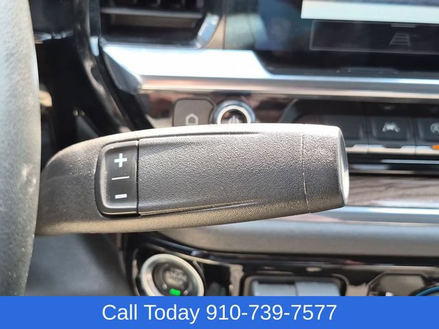 Used 2025 Chevrolet Silverado 1500 LT RWD image 26