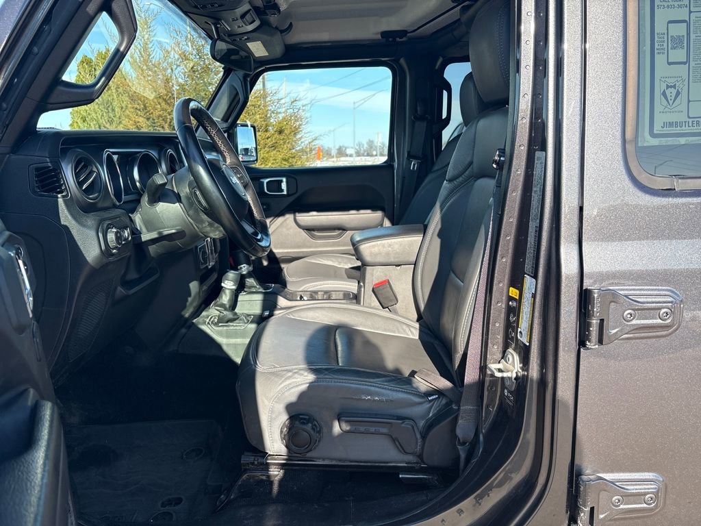 Used 2022 Jeep Gladiator Sport image 12