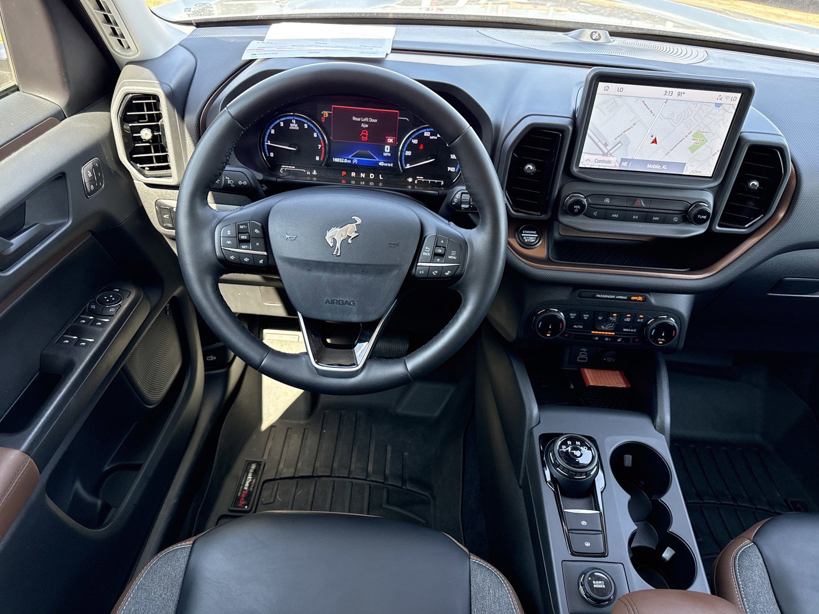 Used 2024 Ford Bronco Sport Outer Banks w/ Tech Package image 16