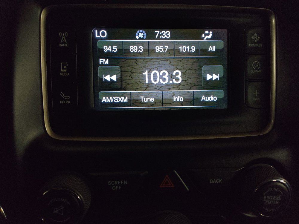 Used 2016 Jeep Grand Cherokee Laredo w/ Quick Order Package 23E image 25