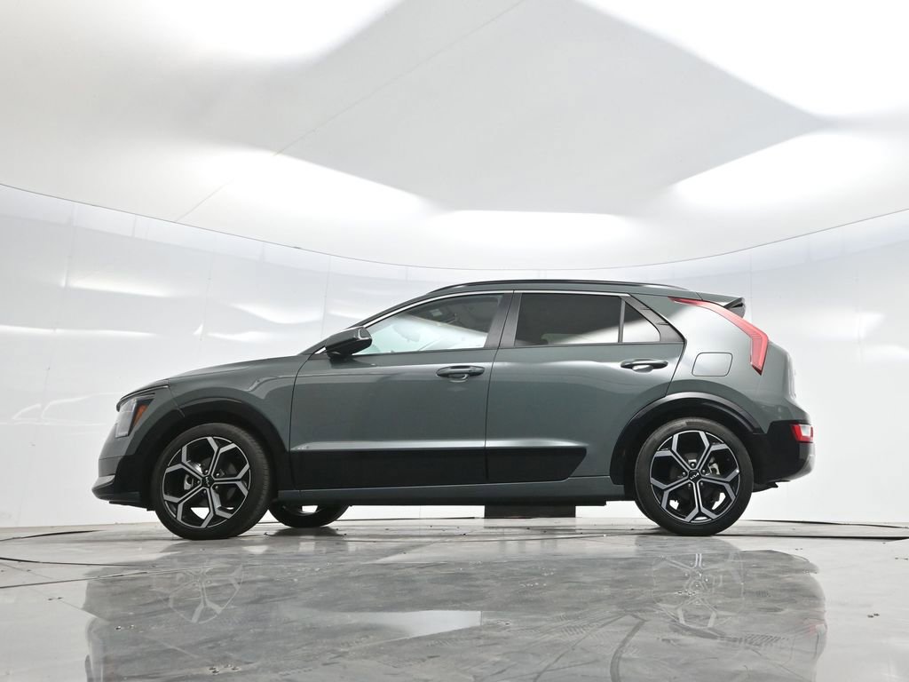 Used 2023 Kia Niro EX Touring image 56