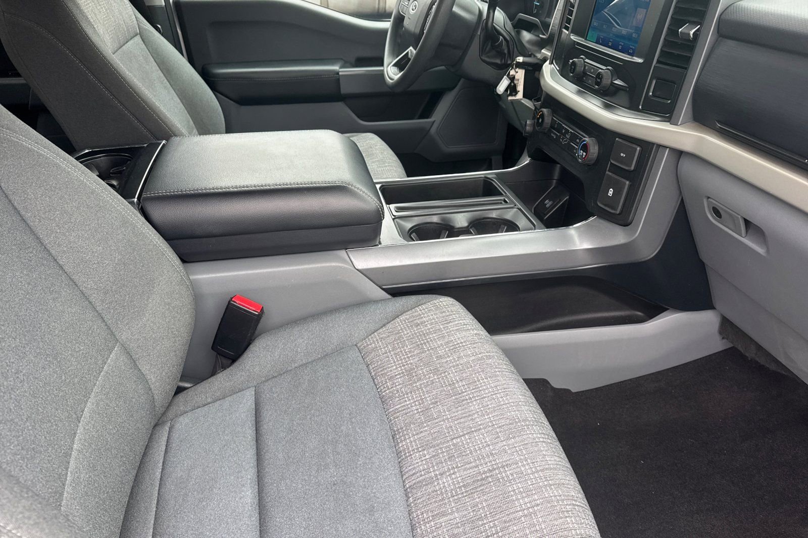 Used 2021 Ford F150 XLT image 16