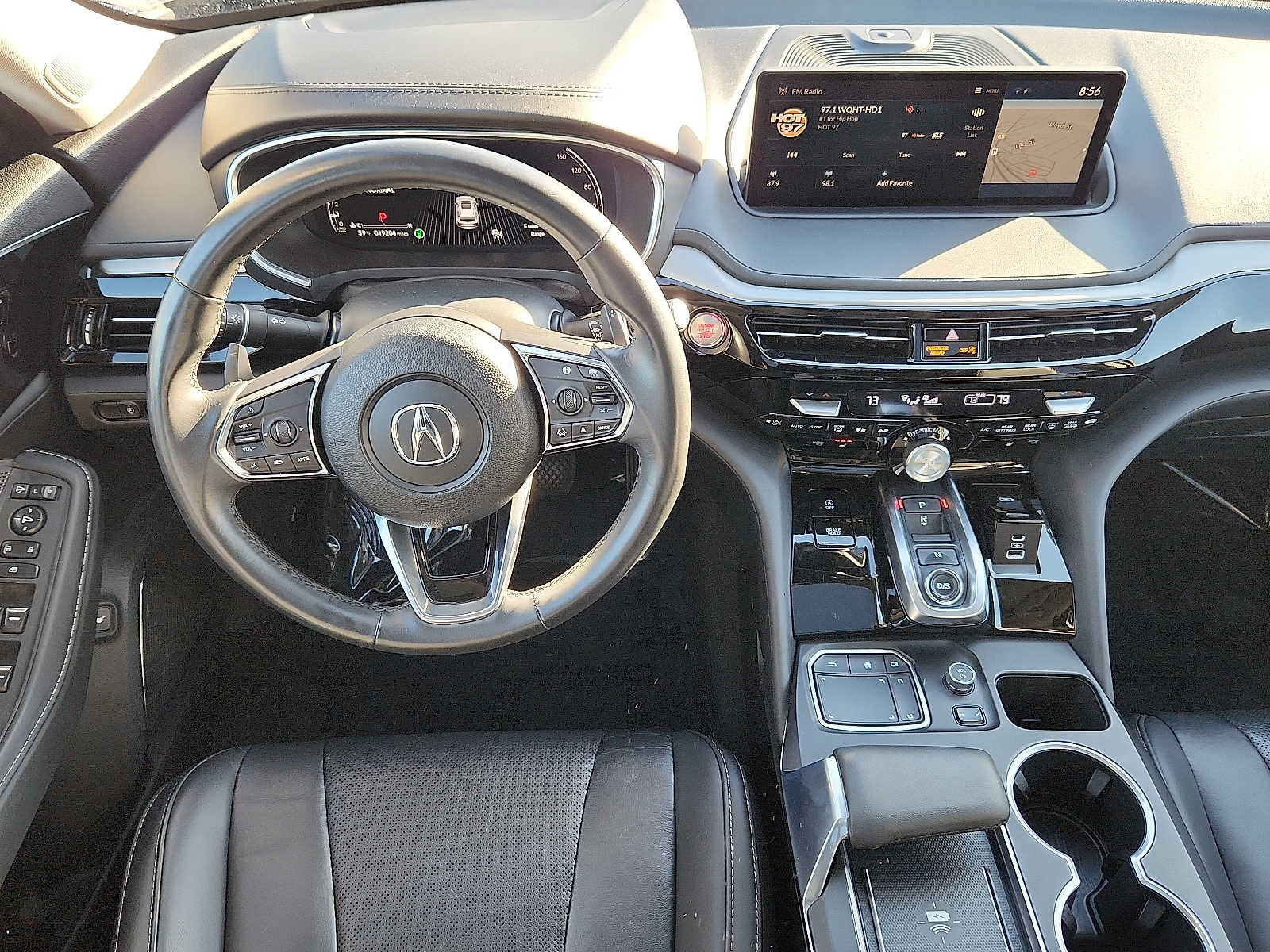 Used 2024 Acura MDX w/ Technology Package AWD/4WD image 11