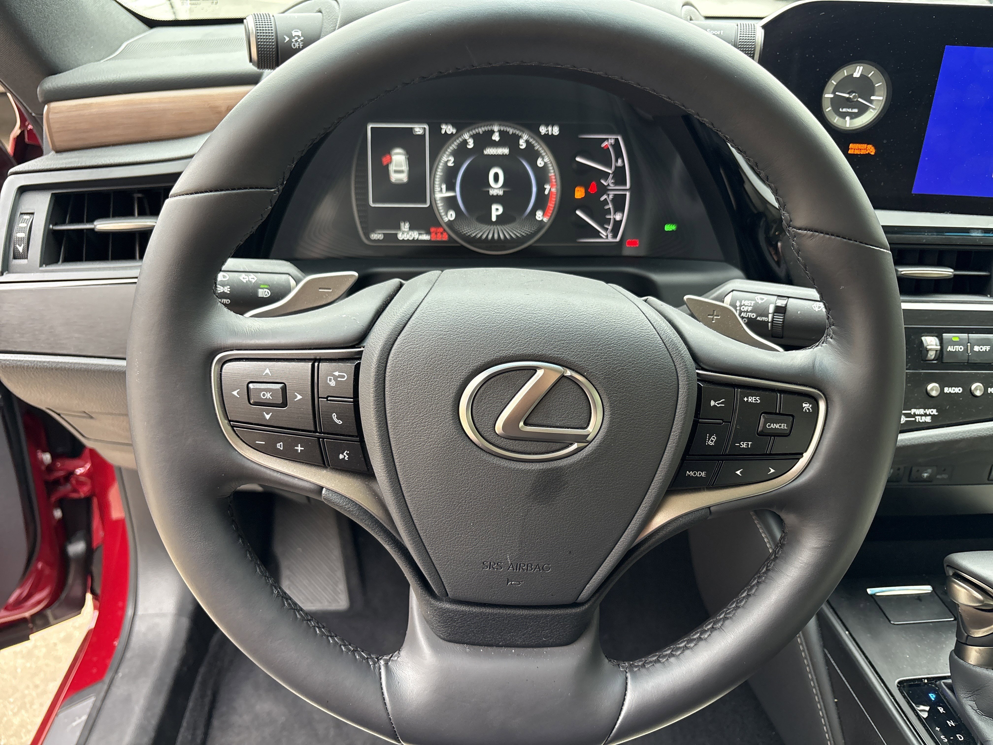 Used 2025 Lexus ES 350 w/ Premium Package FWD image 18