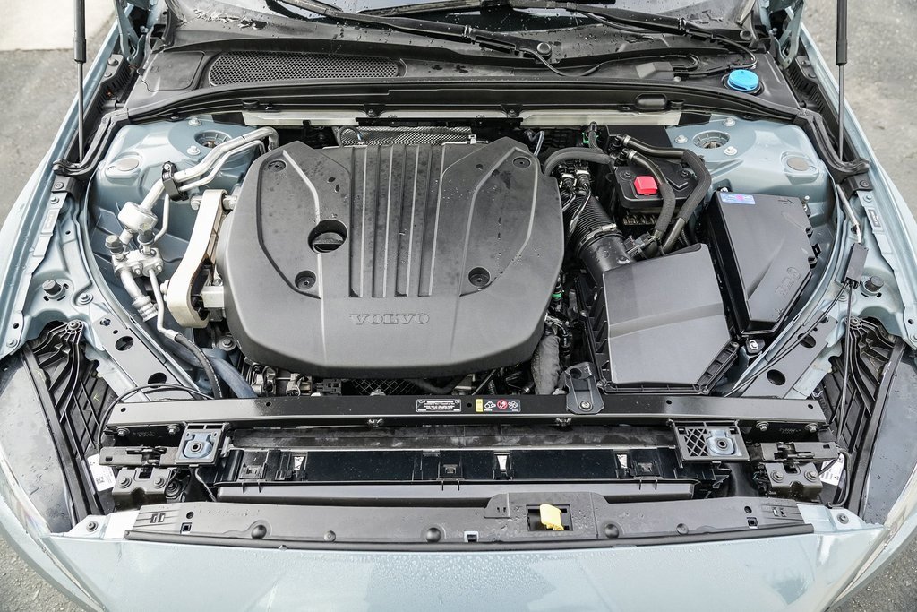 Used 2024 Volvo S60 B5 Core image 25