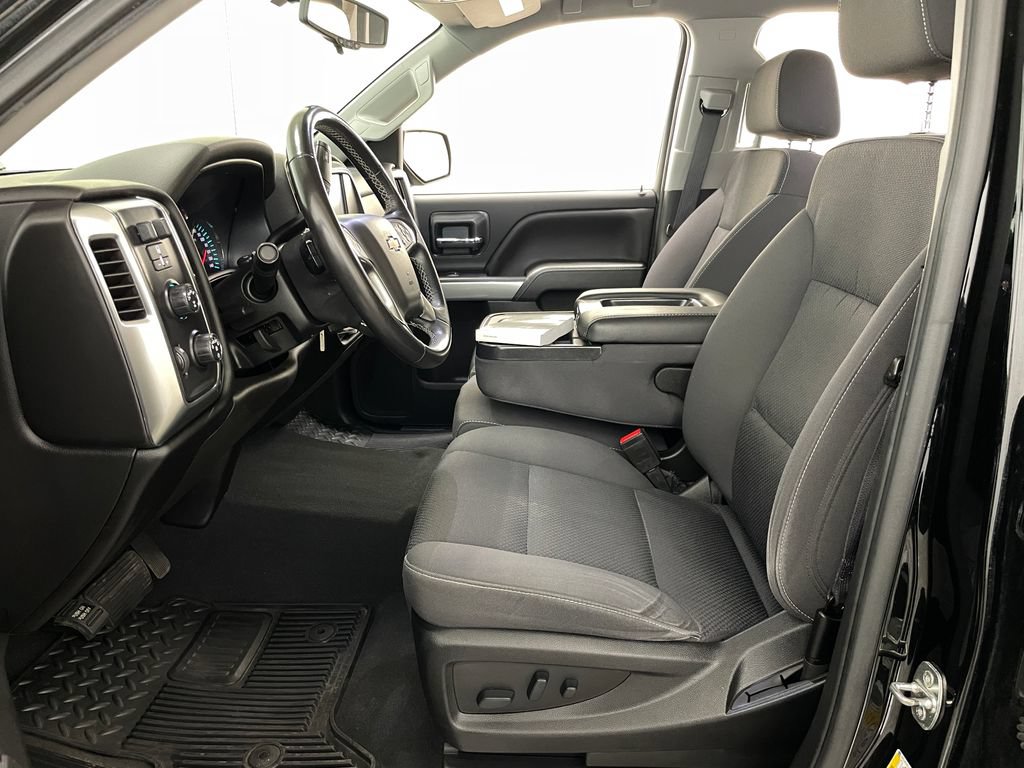 Certified 2018 Chevrolet Silverado 1500 LT w/ All Star Edition AWD/4WD image 6