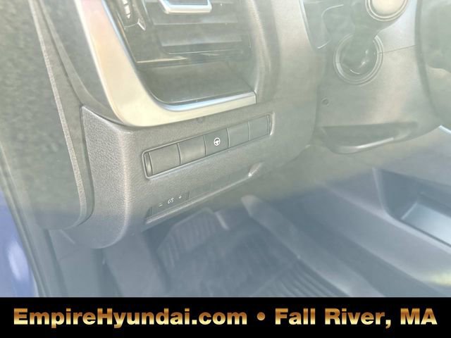 Used 2022 Nissan Rogue SV image 19