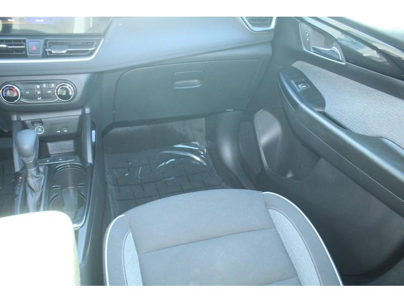 Used 2024 Chevrolet TrailBlazer LS w/ LS Convenience Package image 17