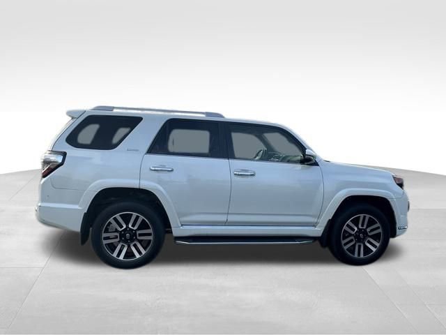 Used 2014 Toyota 4Runner Limited image 9