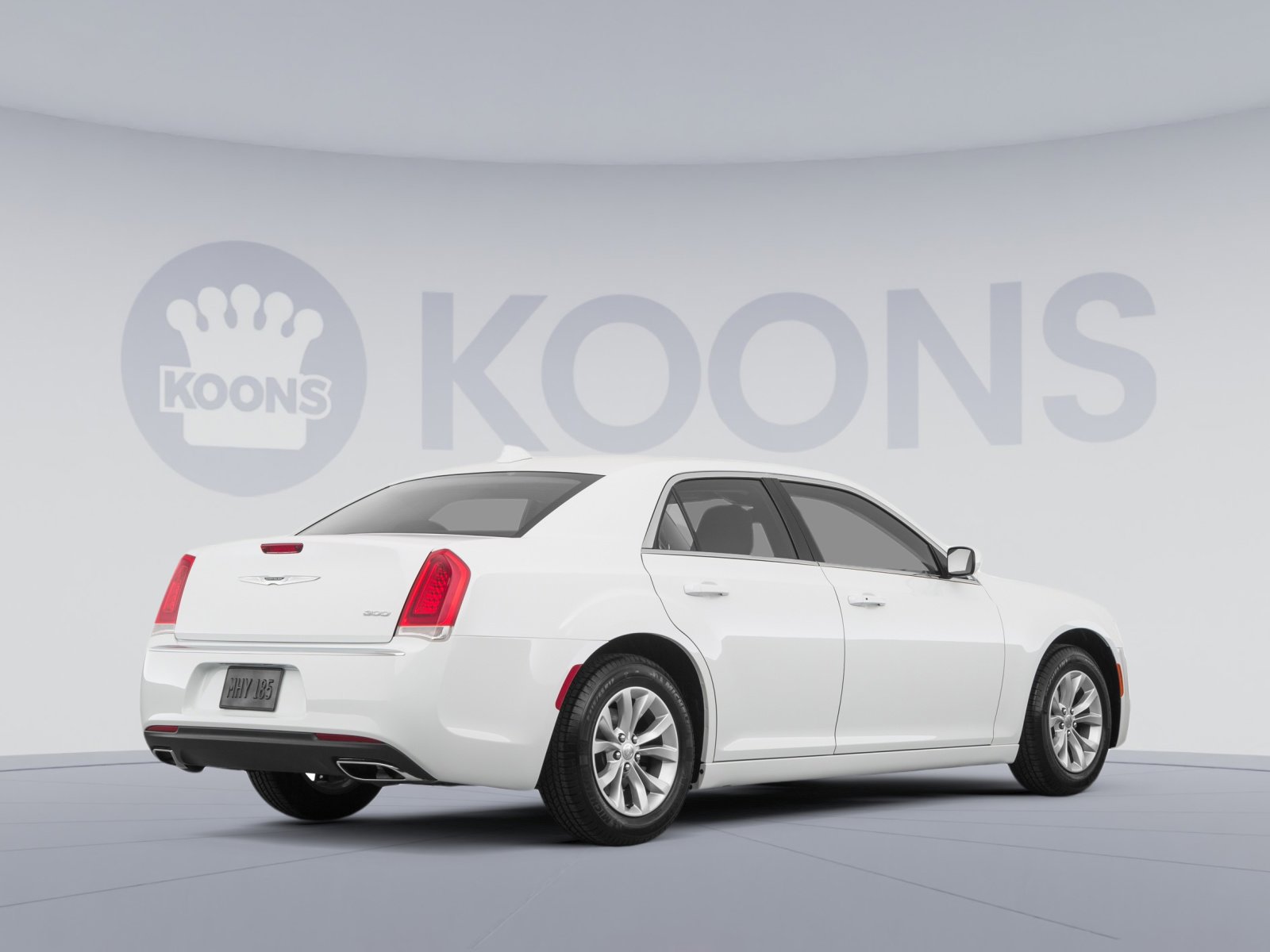 Used 2020 Chrysler 300 Touring w/ Sport Appearance Package image 4