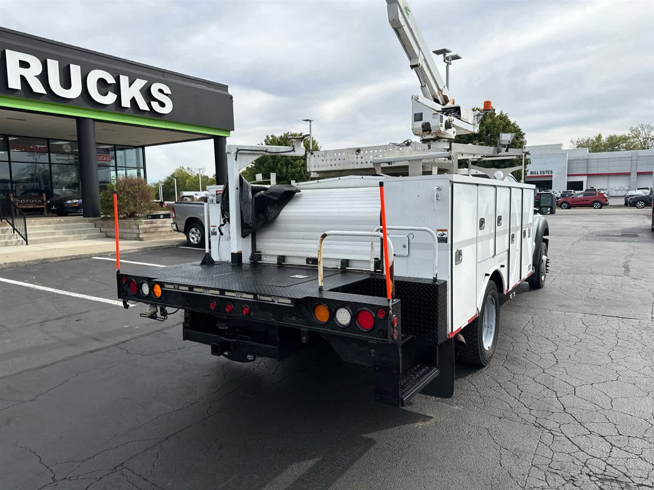 Used 2012 Ford F550 2WD Regular Cab Super Duty w/ PWR Equipment Group image 8