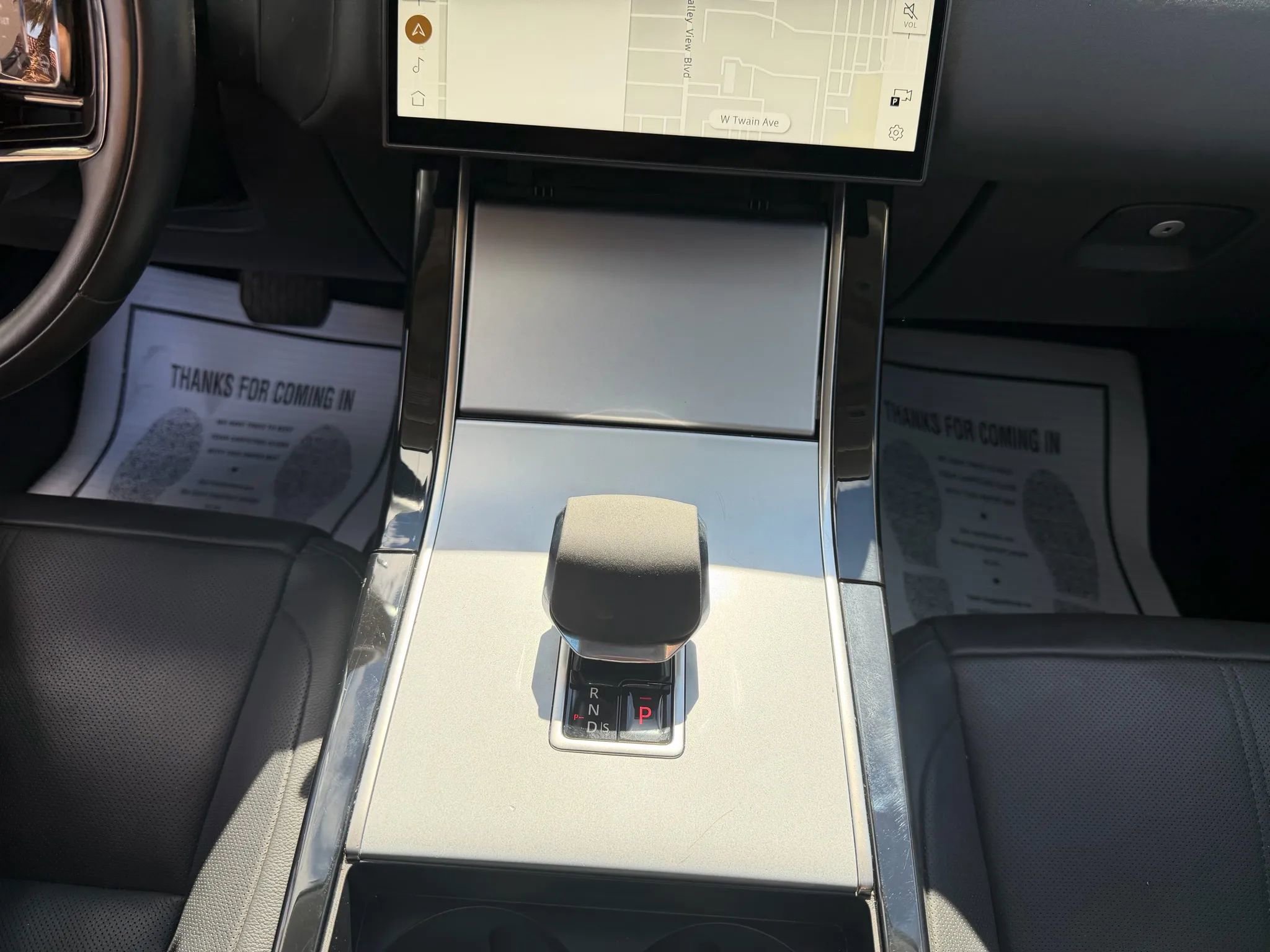 Used 2024 Land Rover Range Rover Velar S image 30