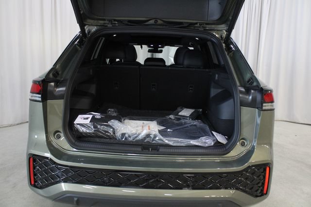New 2026 Volkswagen Tiguan SE R-Line AWD/4WD image 30