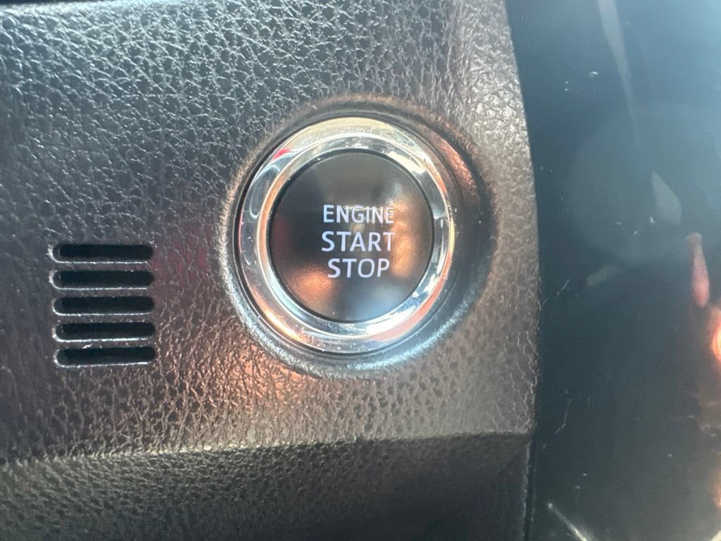 Used 2018 Toyota Corolla XSE FWD image 23