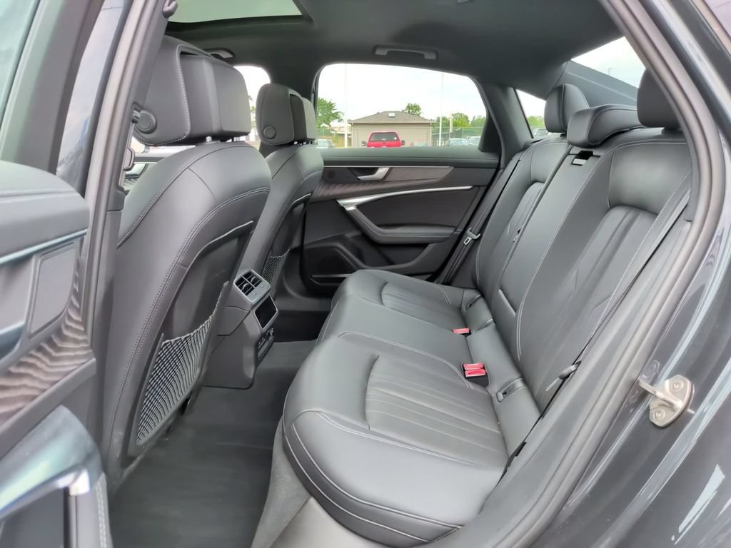 Used 2025 Audi A6 Premium Plus w/ Premium Plus Package AWD/4WD image 14