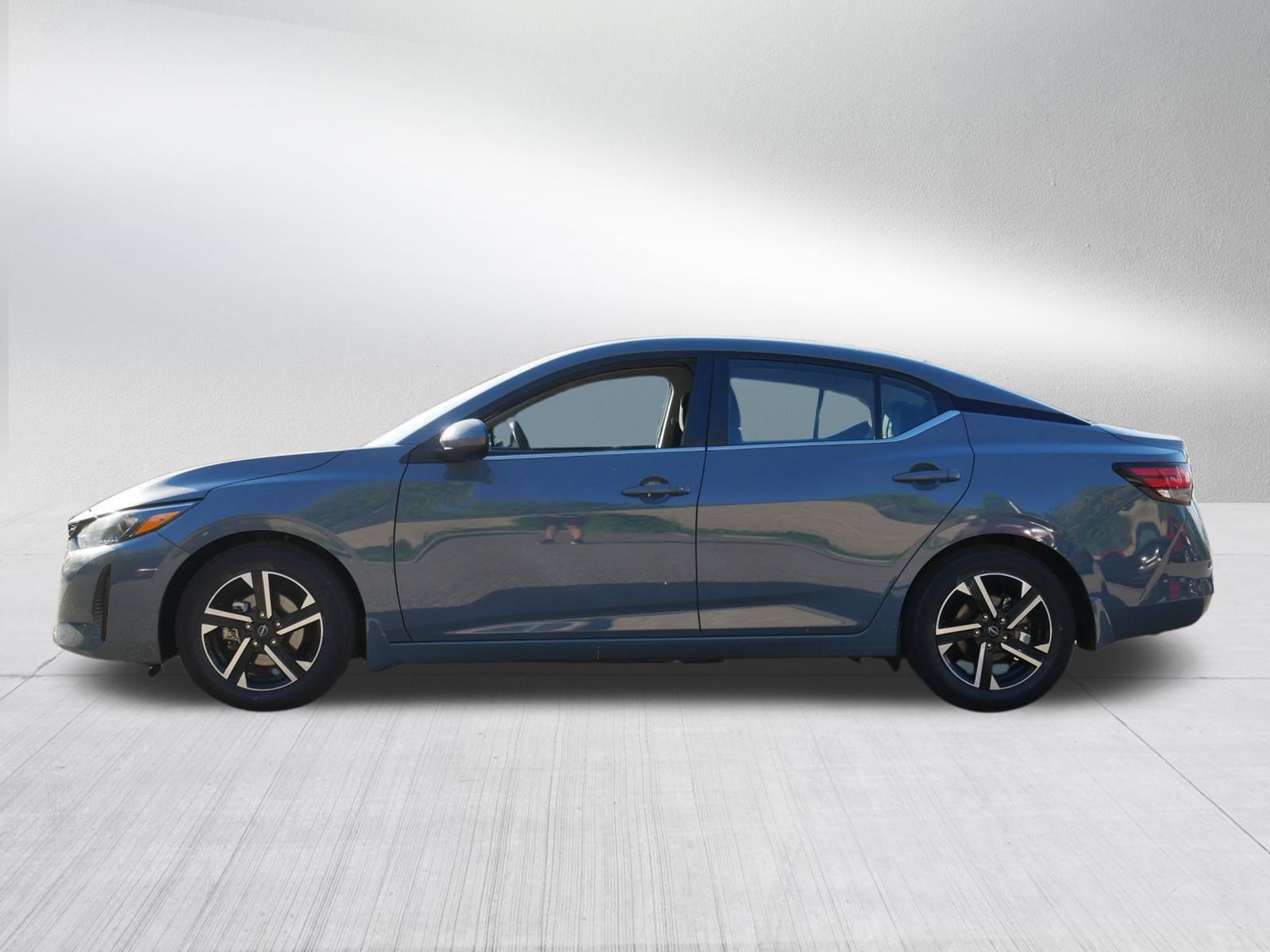 Certified 2024 Nissan Sentra SV FWD image 4