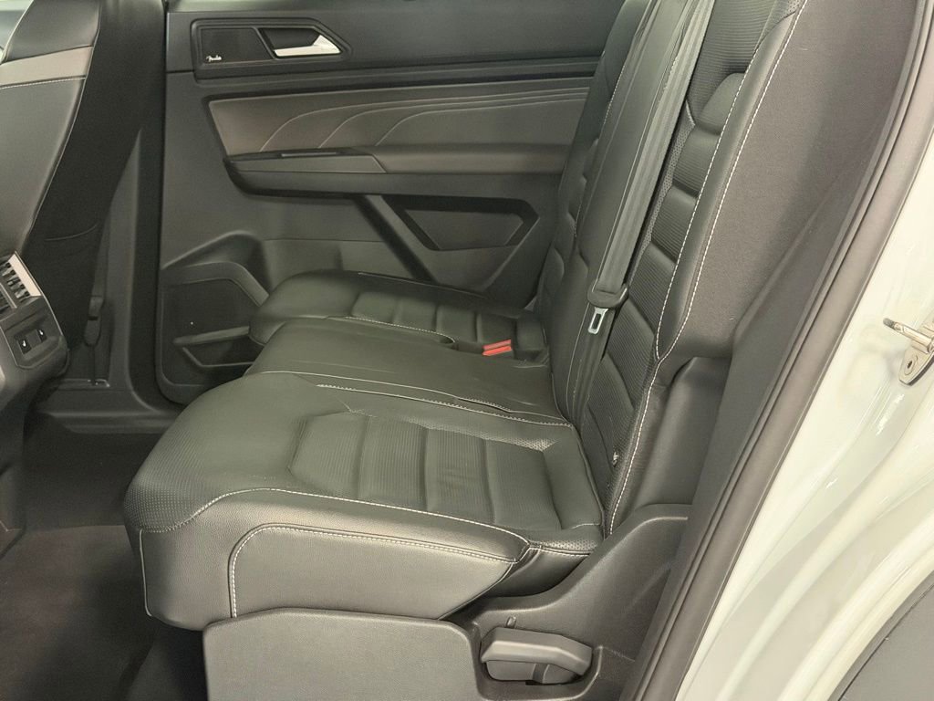 Used 2022 Volkswagen Atlas Cross Sport SEL Premium R-Line w/ Cross Sport MDO Package image 25