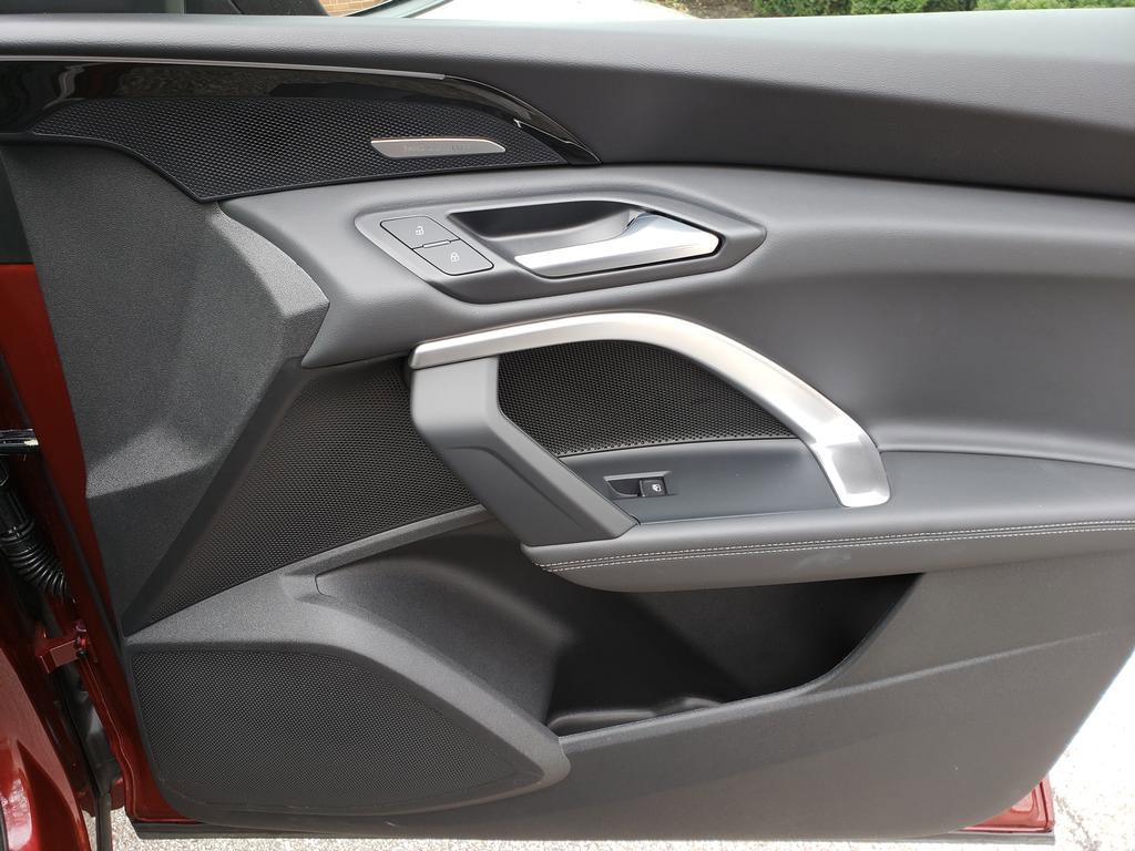 Used 2025 Audi Q5 Premium Plus w/ Premium Plus AWD/4WD image 19