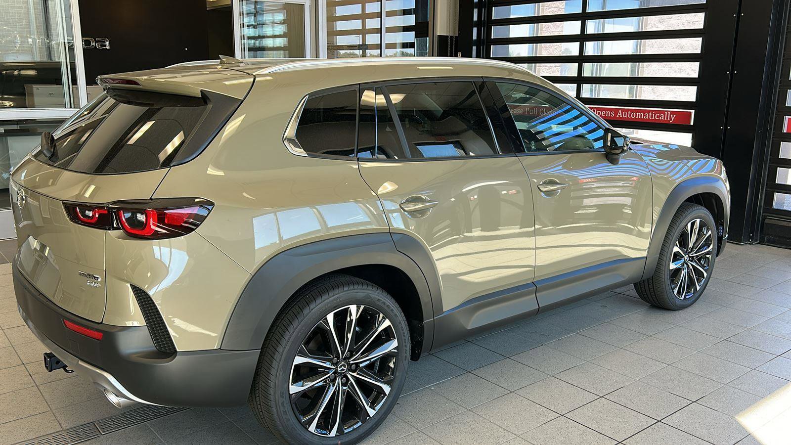 New 2025 MAZDA CX-50 AWD 2.5 Turbo w/ Cargo Package image 6