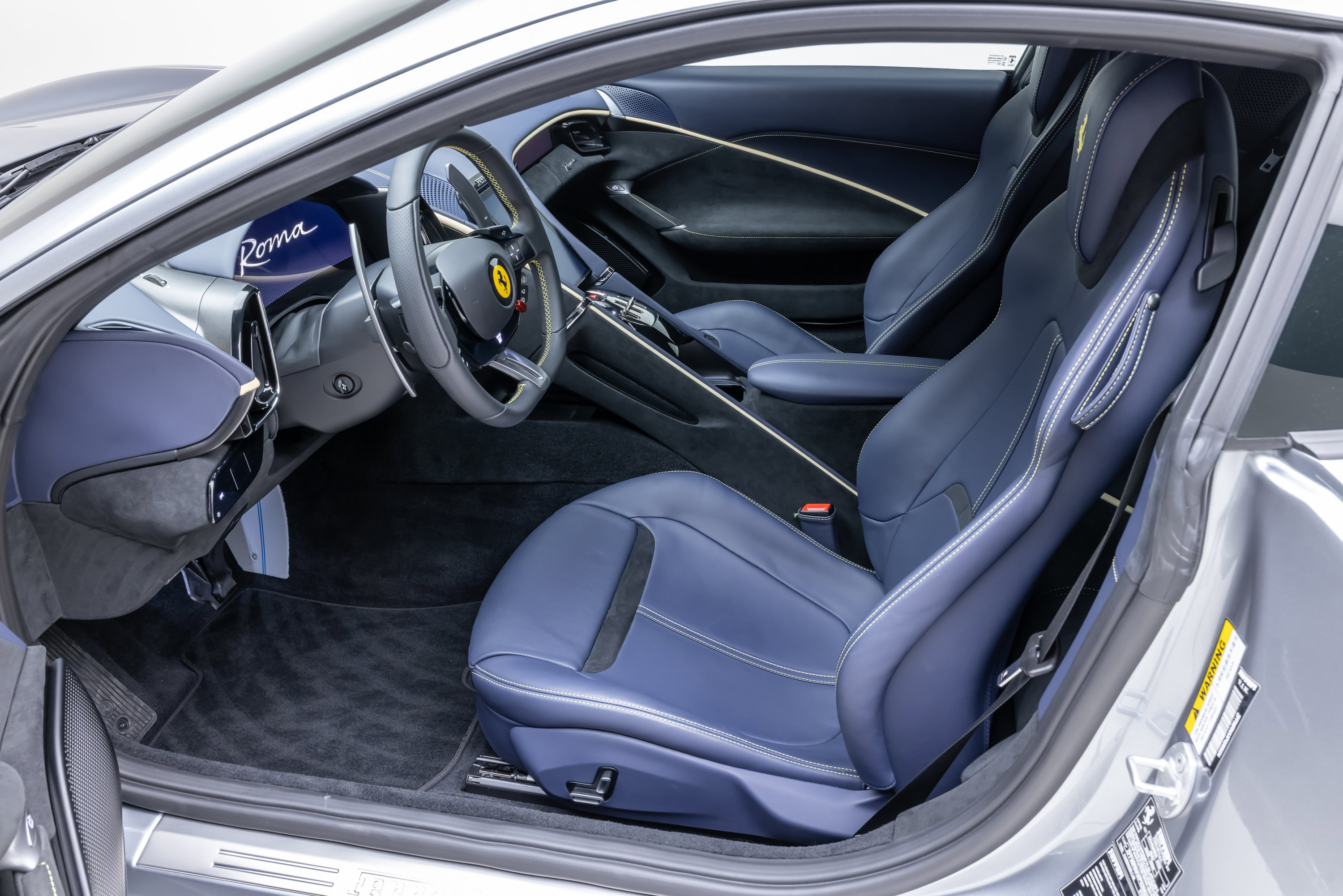 Used 2023 Ferrari Roma RWD image 28