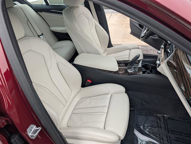 Certified 2023 BMW 530i xDrive w/ Premium Package image 19