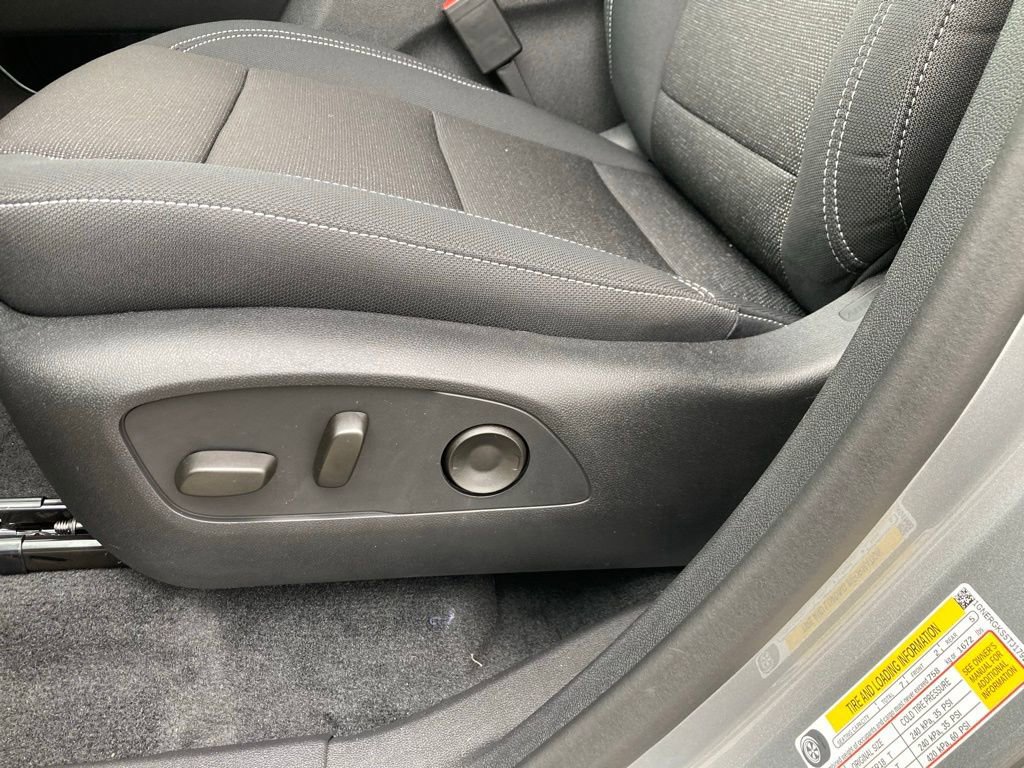 New 2026 Chevrolet Traverse LT w/ Driver Confidence Package image 10
