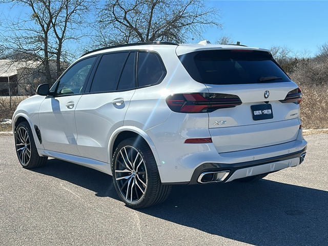 New 2026 BMW X5 xDrive40i w/ M Sport Package AWD/4WD image 37