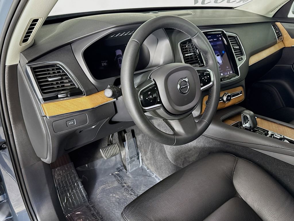 Certified 2023 Volvo XC90 B6 Plus w/ Protection Package Premier AWD/4WD image 9