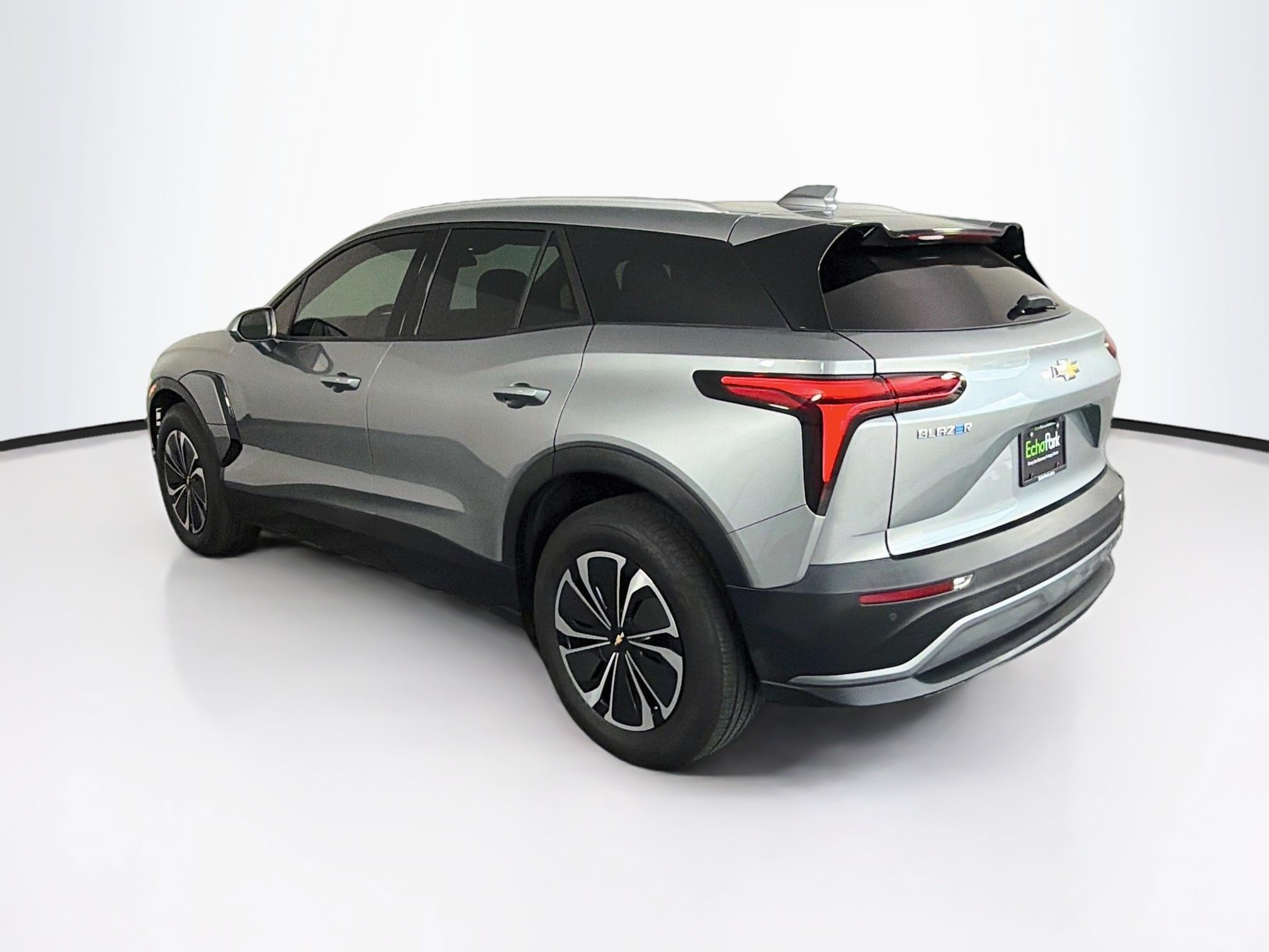 Used 2024 Chevrolet Blazer EV LT AWD/4WD image 5