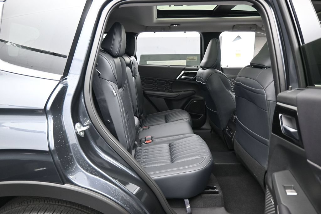 New 2026 Mitsubishi Outlander SEL AWD/4WD image 43