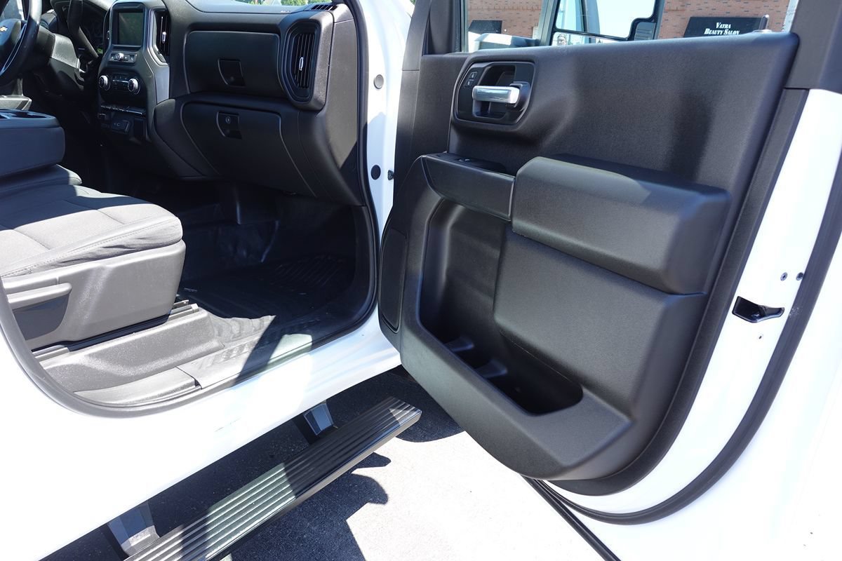 Used 2025 Chevrolet Silverado 2500 W/T AWD/4WD image 30