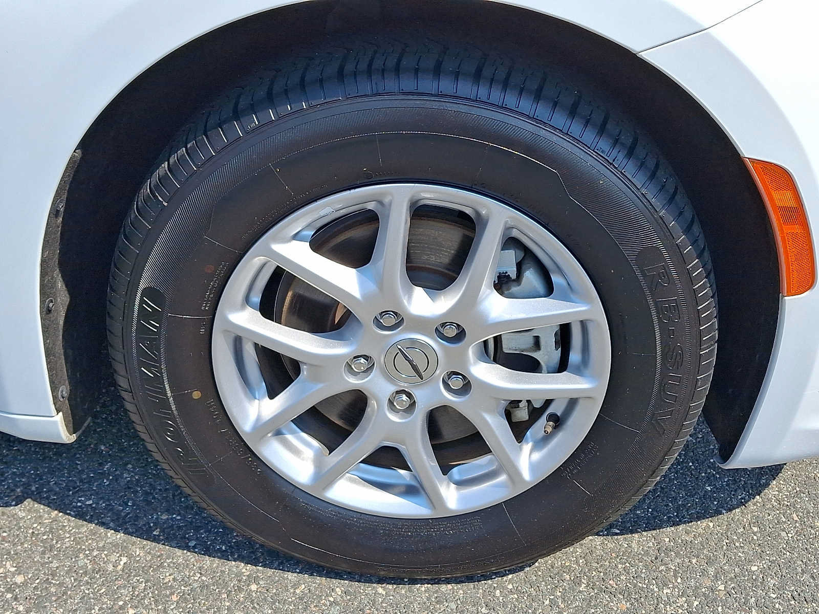 Certified 2023 Chrysler Pacifica Touring-L FWD image 8