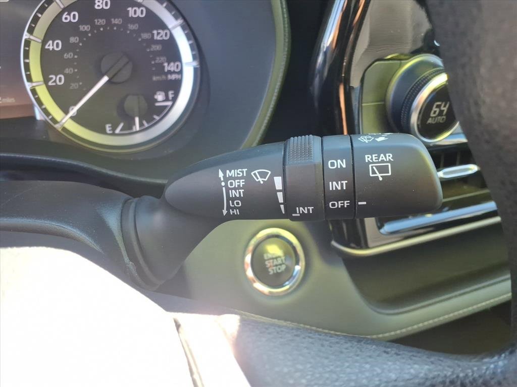 Used 2023 Toyota Highlander L image 22
