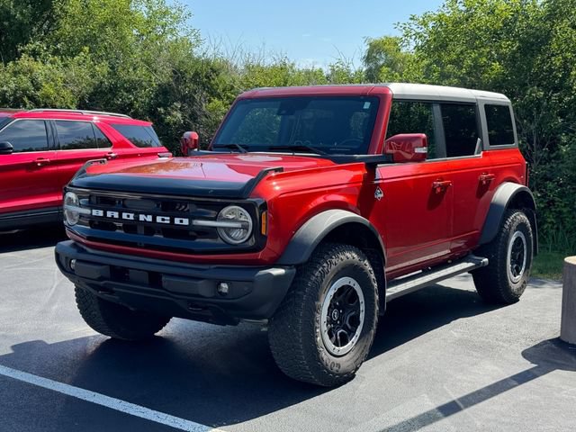 Used 2023 Ford Bronco Outer Banks w/ Sasquatch Package AWD/4WD image 15