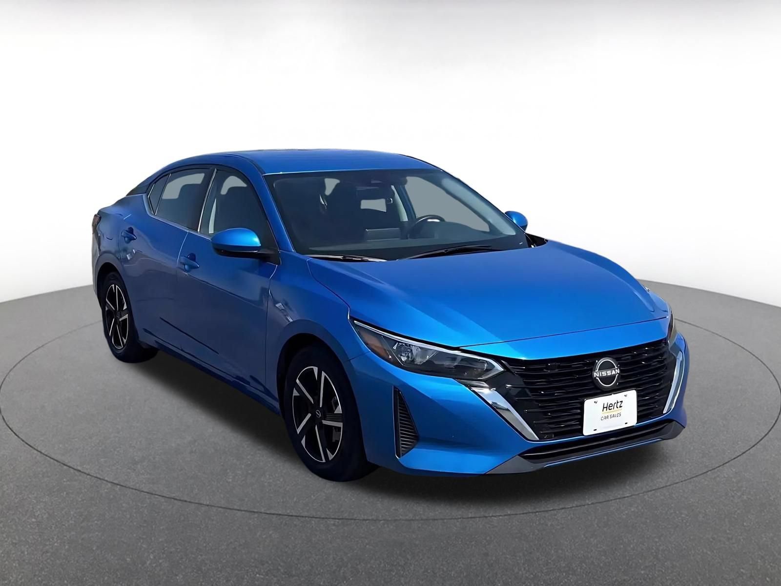 Used 2025 Nissan Sentra SV FWD image 3