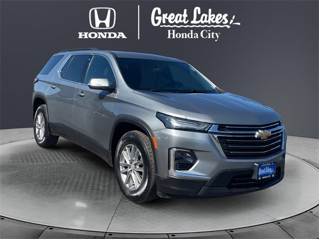 Used 2023 Chevrolet Traverse LT w/ LPO, Floor Liner Package image 1