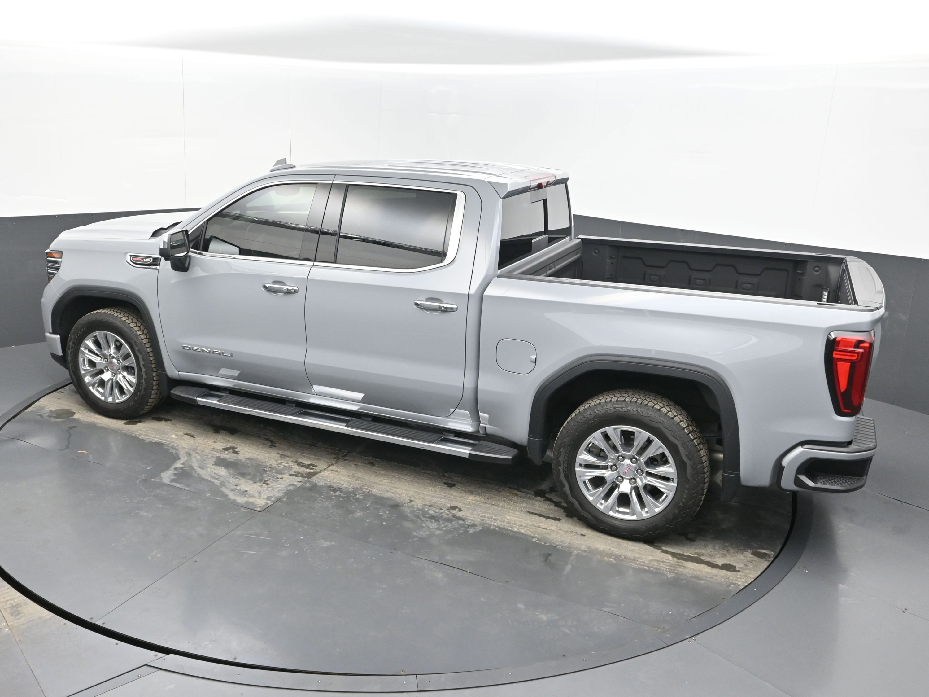 Certified 2025 GMC Sierra 1500 Denali w/ Technology Package image 34