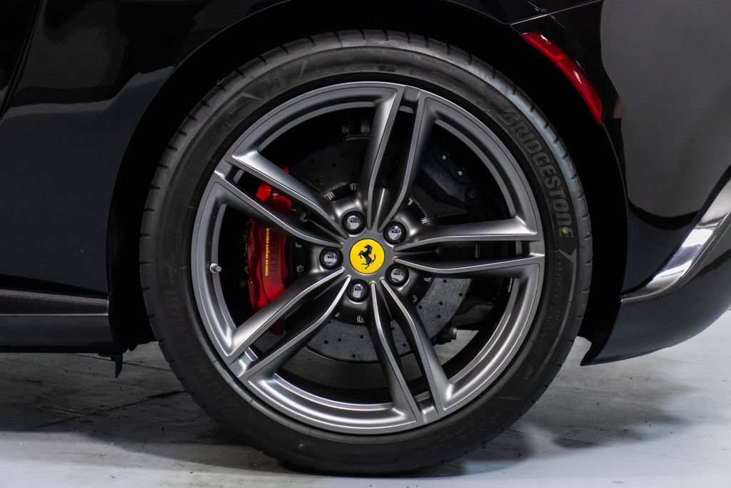 Certified 2024 Ferrari Roma Spider RWD image 62