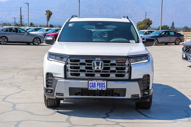 New 2026 Honda Pilot TrailSport image 3