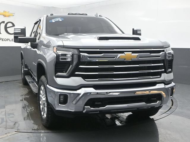 Certified 2025 Chevrolet Silverado 2500 LTZ w/ LTZ Convenience Package AWD/4WD image 51