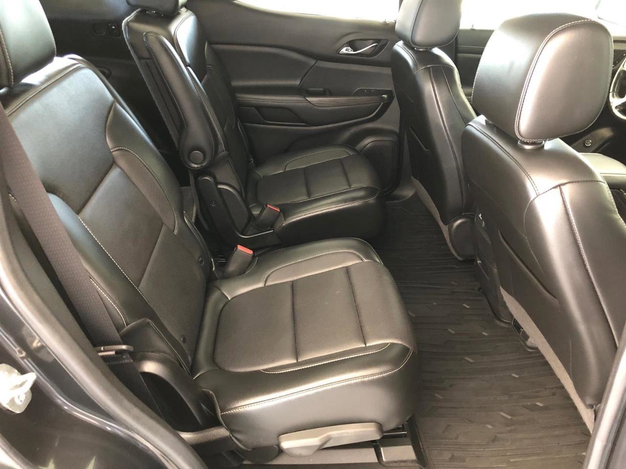 Used 2020 GMC Acadia SLT w/ Driver Alert Package II AWD/4WD image 11