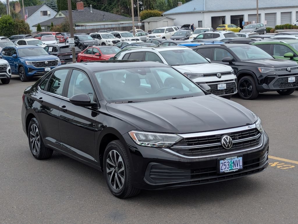 Used 2023 Volkswagen Jetta S FWD image 7