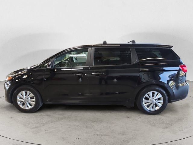 Used 2017 Kia Sedona LX w/ LX Essentials Premium Package FWD image 8