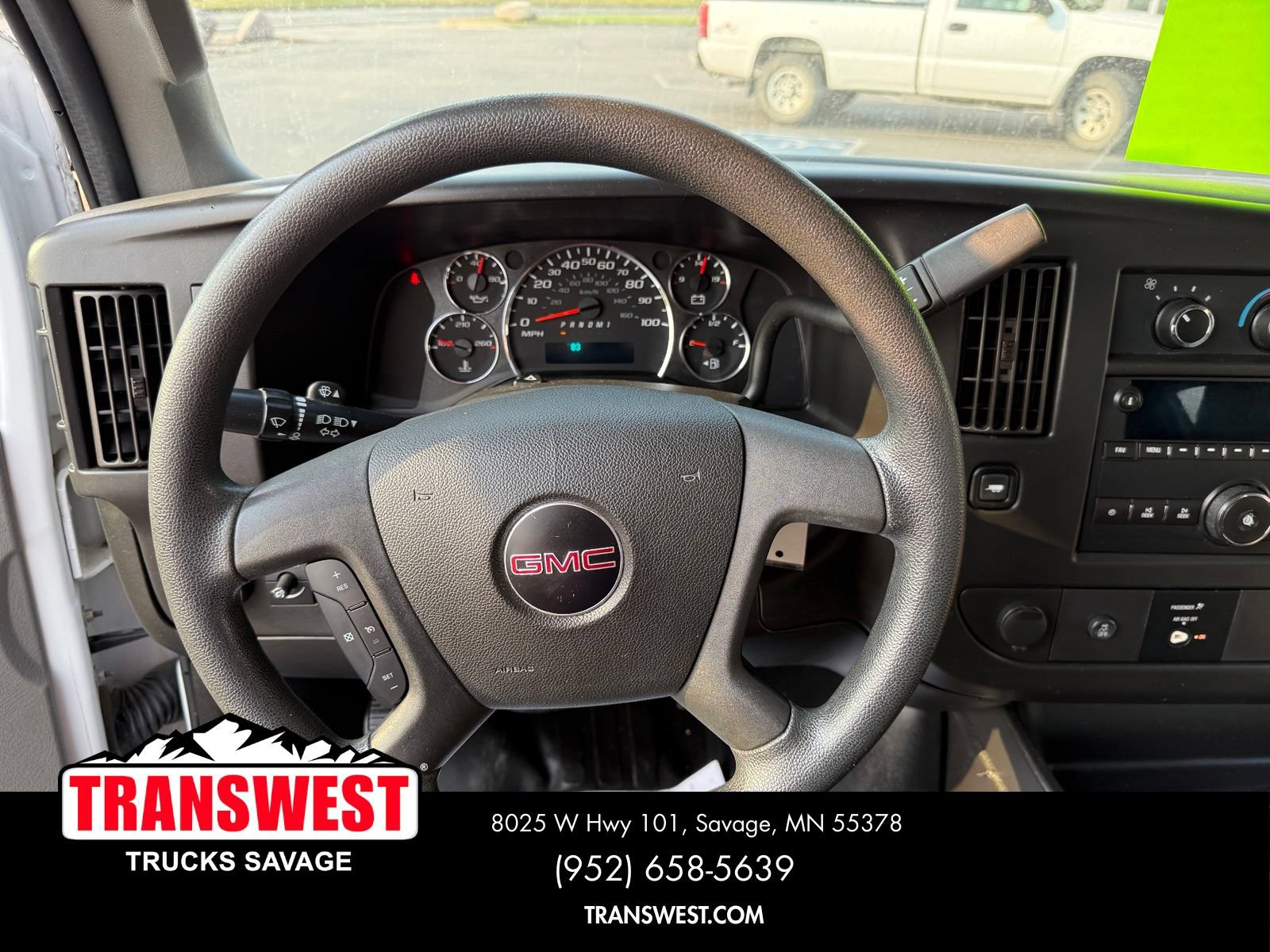 Used 2017 GMC Savana 2500 RWD image 9