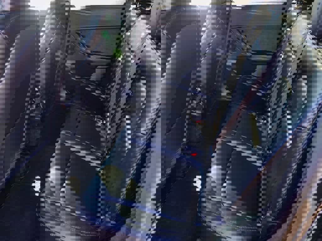 Used 2023 Tesla Model Y Performance image 16