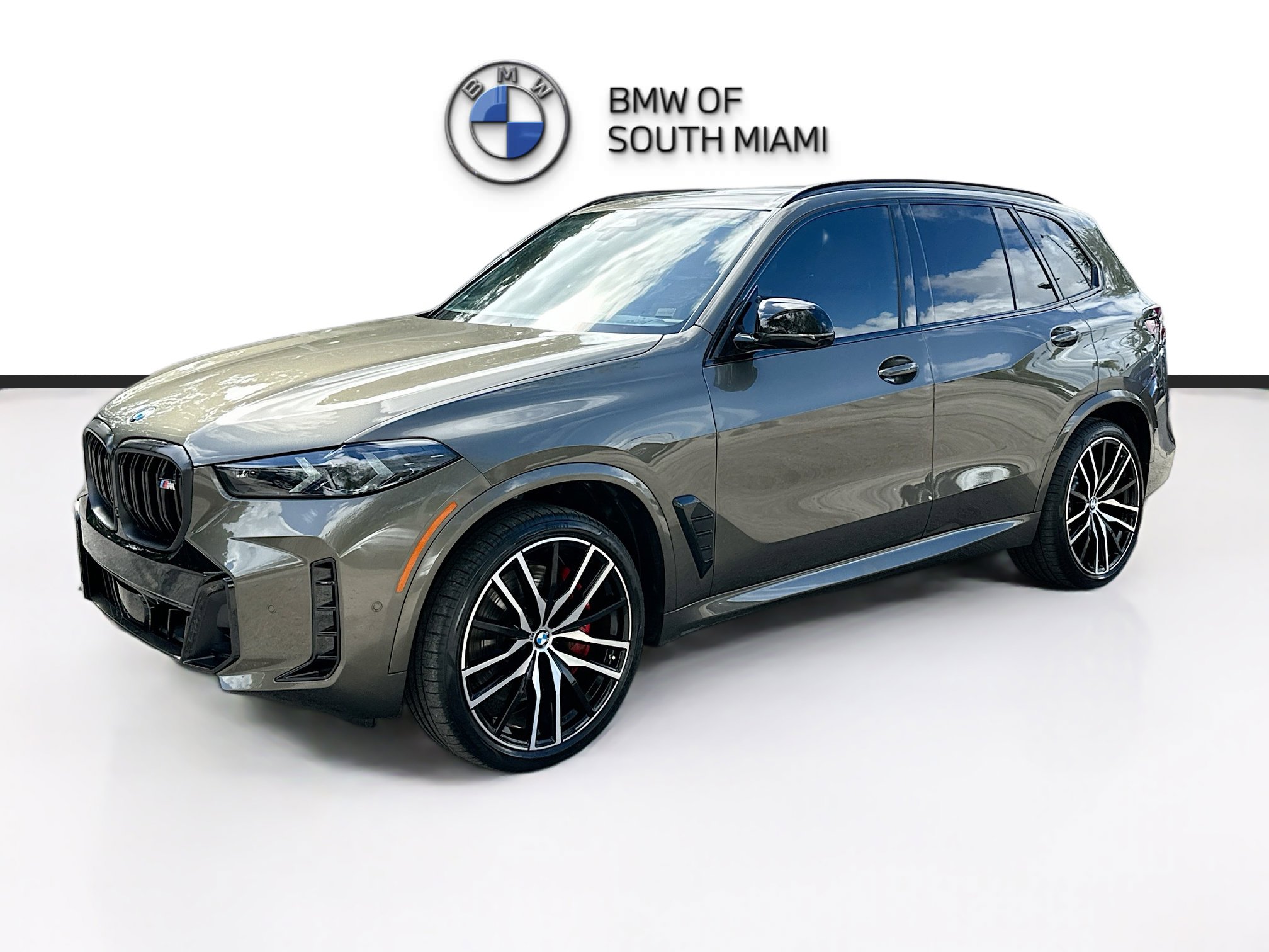 Certified 2025 BMW X5 M60i w/ Executive Package image 3